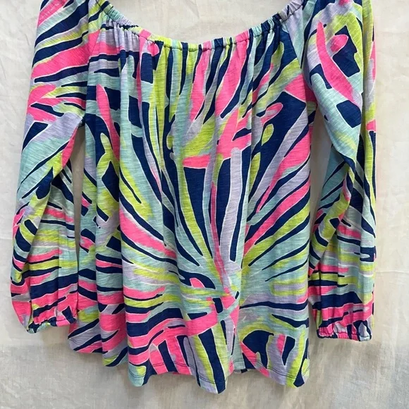 Lilly Pulitzer Blue and Pink Off-the-Shoulder Blouse - Picture 4 of 7